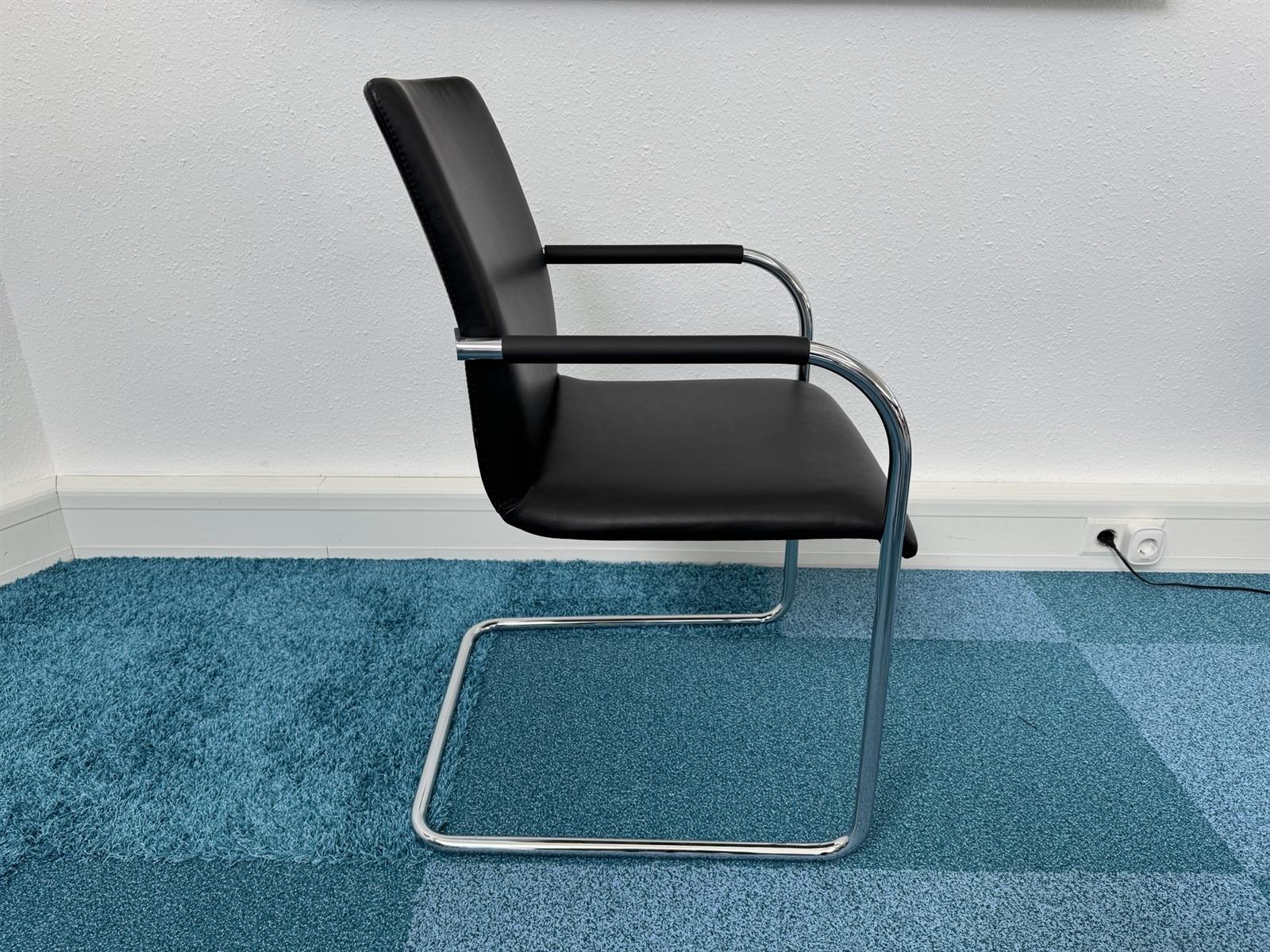 THONET S 55 PF Evo Freischwinger Stuhl Ausstellungsstück