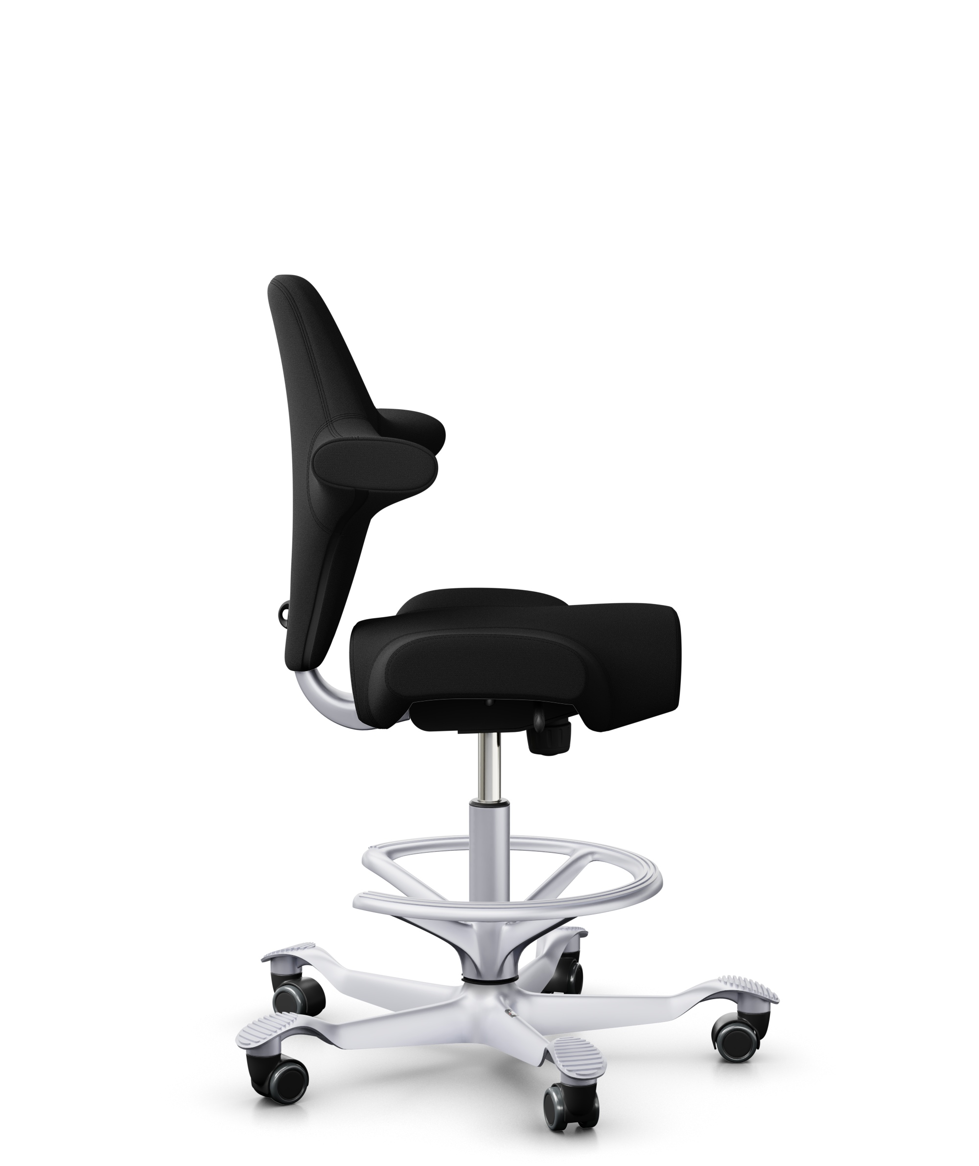 HAG Capisco 8106 Counter Stoff Xtreme Schwarz Gestell Silber mit Fußring