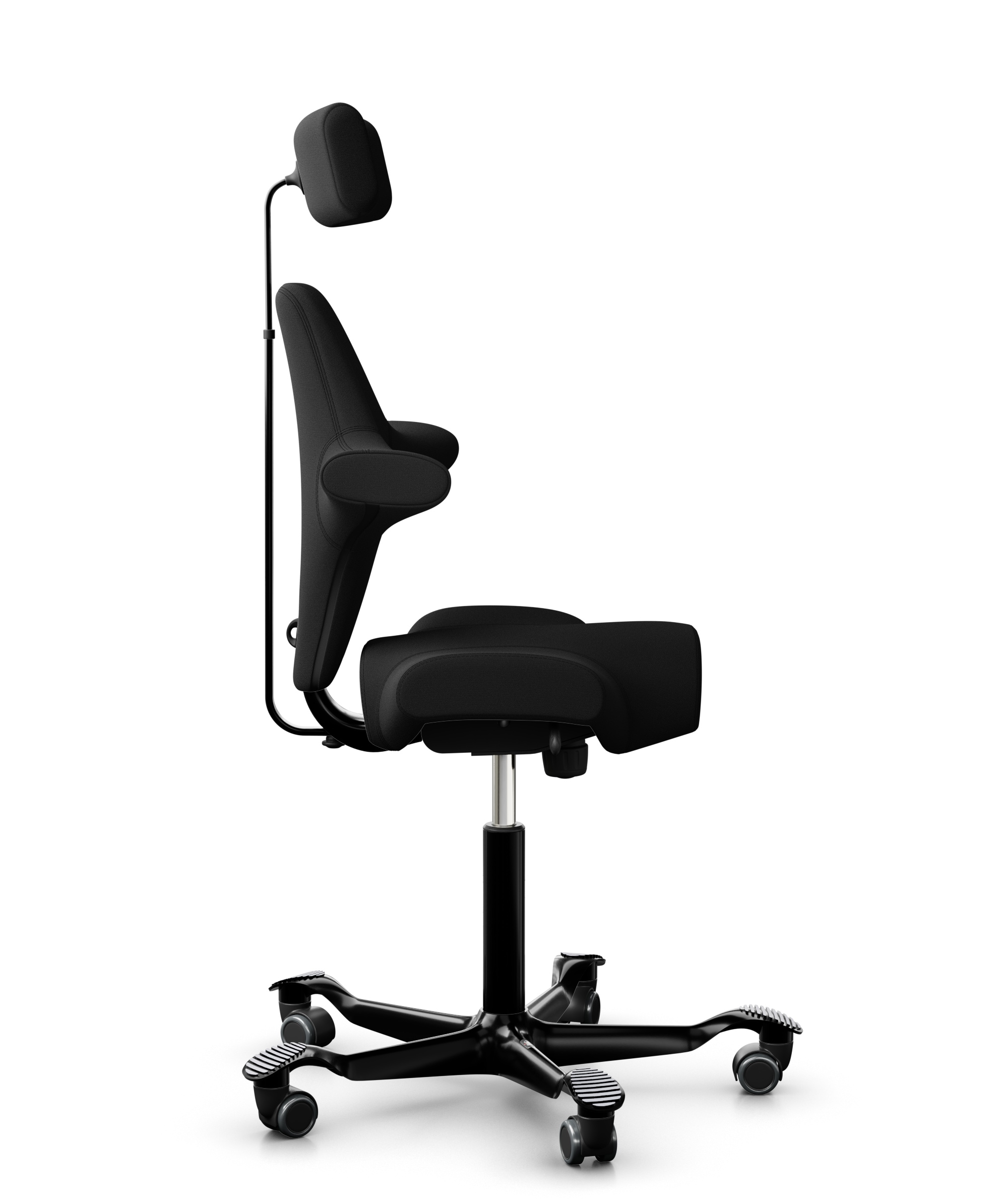 HAG Capisco 8107 Stoff Xtreme Schwarz Gestell Schwarz mit Kopfstütze